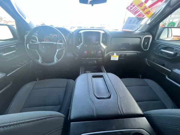 2019 Chevrolet Silverado 1500 4WD Crew Cab 147 RST for sale in Omaha, NE – photo 13