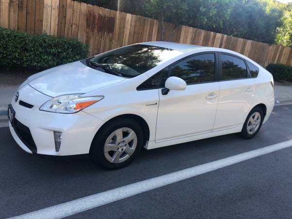 2012 Toyota Prius II - cars & trucks - by owner - vehicle automotive... for sale in El Cajon, CA – photo 4