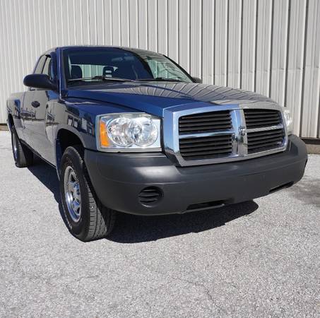2006 Dodge Dakota ST Club Cab 2WD - cars & trucks - by dealer -... for sale in New haven, IN – photo 5