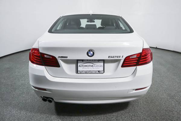 2016 BMW 5 Series, Alpine White for sale in Wall, NJ – photo 4