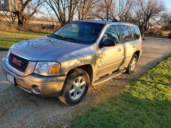 2003 gmc envoy SLT - cars & trucks - by owner - vehicle automotive... for sale in Stoughton, WI – photo 3