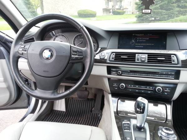 2013 BMW 528i xDrive Sedan AWD GREAT ON GAS Lthr Moon Only for sale in Lansing, MI – photo 13