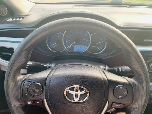 2015 Toyota Corolla le - cars & trucks - by dealer - vehicle... for sale in Naples, FL – photo 8