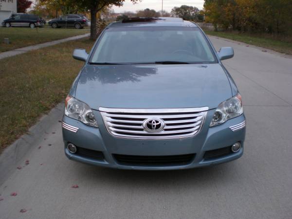 2008 TOYOTA AVALON LIMITED*EXCELLENT CONDITION* - cars & trucks - by... for sale in Lincoln, NE – photo 3