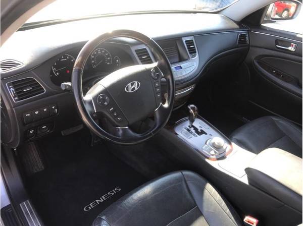 2011 Hyundai Genesis**Fully loaded**V8** for sale in Fresno, CA – photo 12