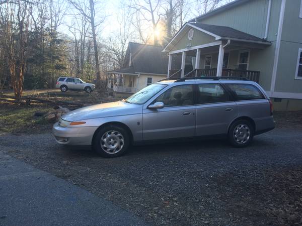 2001 Saturn LW200 Manual Wagon, great MPG! for sale in Black Mountain , NC – photo 6