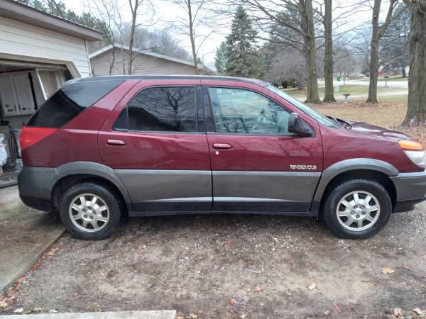 Buick rendezvous cx - cars & trucks - by owner - vehicle automotive... for sale in Traverse City, MI – photo 2