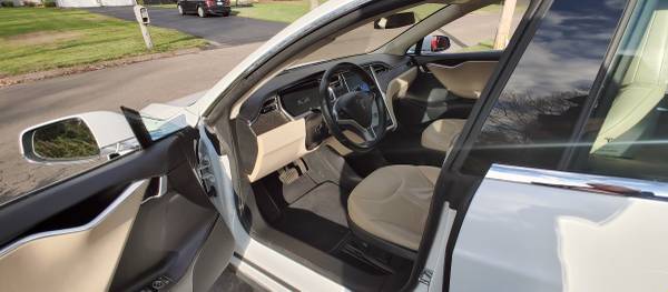 2013 Tesla Model S 85 - cars & trucks - by owner - vehicle... for sale in Guilford , CT – photo 8