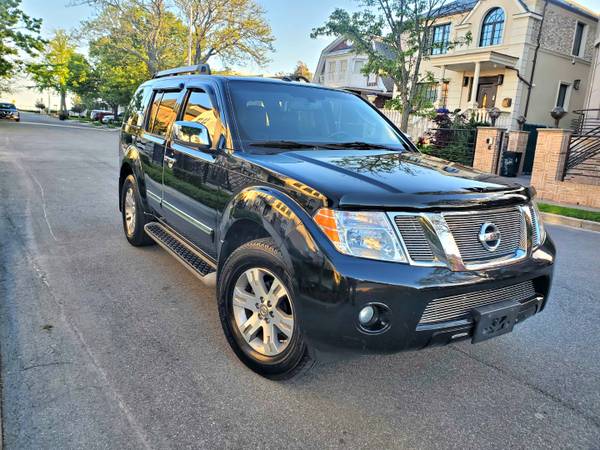 2012 Nissan Pathfinder 4x4 Silver Edition 85k Miles 3rd Row Carfax! for sale in Brooklyn, NY – photo 5