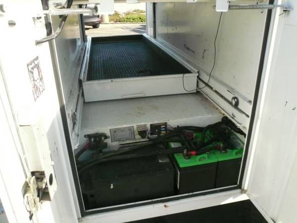 2011 GMC 2500HD Crew Cab 4X4 Utility Body for sale in Santa Barbara, CA – photo 15