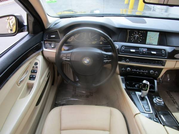 2011 BMW 535I - NAVI - SUNROOF - LEATHER AND HEATED SEATS - HEATED... for sale in Sacramento , CA – photo 7