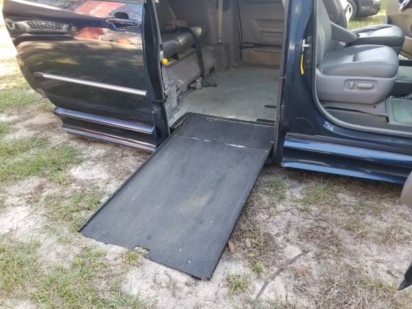 Handicap van with ramp Toyota - cars & trucks - by owner - vehicle... for sale in Lake Alfred, FL – photo 6