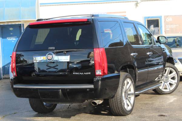2009 CADILLAC ESCALADE * NAVI * BACK UP CAM * 8 PASSENGER * WARRANTY * for sale in Highland, IL – photo 6