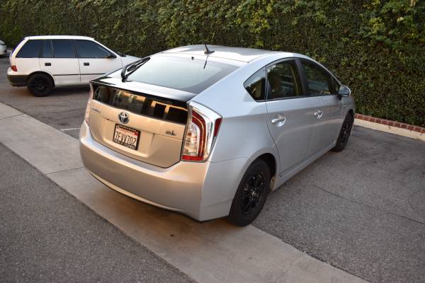 TOYOTA PRIUS THREE 2014 - cars & trucks - by owner - vehicle... for sale in Torrance, CA – photo 7