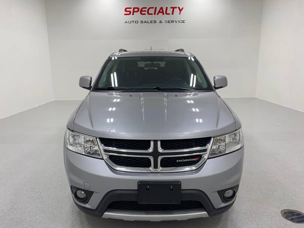 2016 Dodge Journey! SXT! AWD! New Tires & Brakes! Clean Title!... for sale in Suamico, WI – photo 4