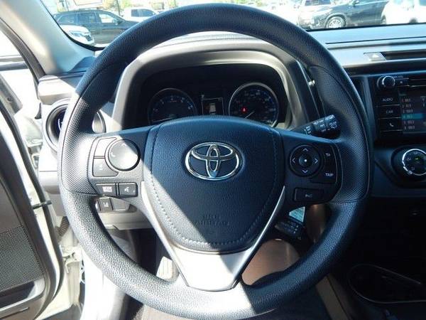 2018 Toyota RAV4 LE - - by dealer - vehicle automotive for sale in Tulsa, OK – photo 23