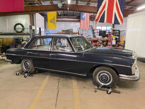 1967 Mercedes-Benz 300SE Sunroof - cars & trucks - by owner -... for sale in Shoemakersville, PA – photo 18