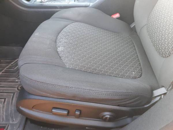 2009 CHEVY TRAVERSE LT 3RD ROW WEATHERTECH FLOOR LINERS $4995 CASH... for sale in Camdenton, MO – photo 6