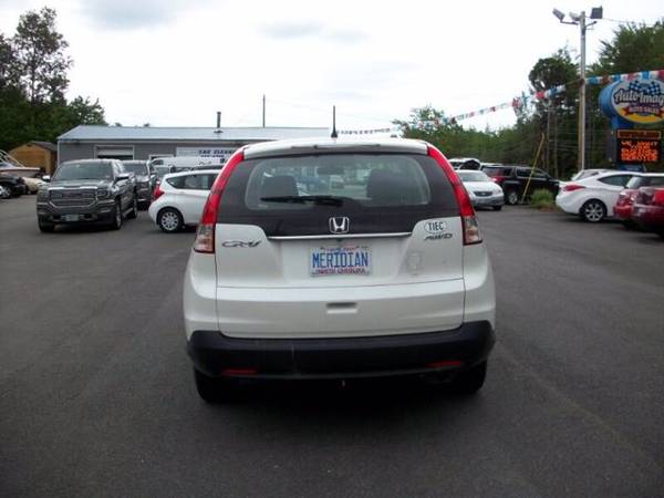 2014 Honda CRV LX suv White - cars & trucks - by dealer - vehicle... for sale in Rochester, NH – photo 5