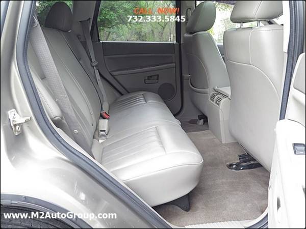 2006 Jeep Grand Cherokee Laredo 4dr SUV 4WD w/Front Side Airbags for sale in East Brunswick, NJ – photo 13