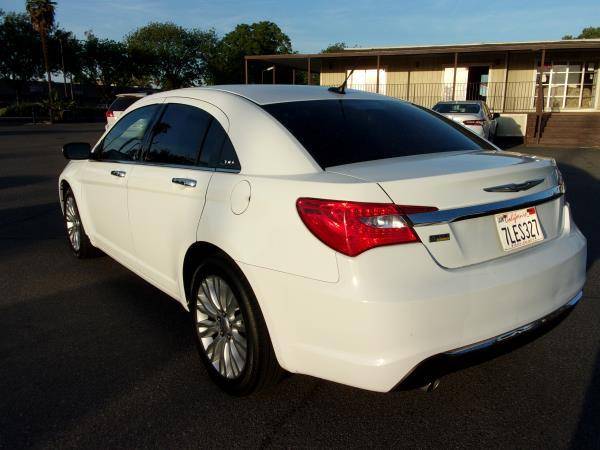 2011 CHRYSLER 200 - - by dealer - vehicle automotive for sale in Modesto, CA – photo 3