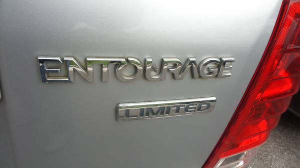2007 Hyundai Entourage Limited - cars & trucks - by dealer - vehicle... for sale in Upper Marlboro, District Of Columbia – photo 5