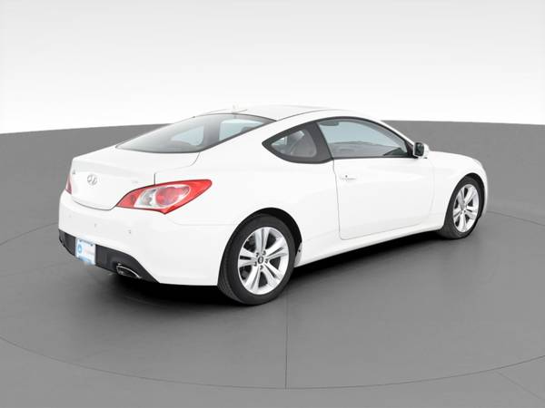 2010 Hyundai Genesis Coupe 3.8 Coupe 2D coupe White - FINANCE ONLINE... for sale in NEWARK, NY – photo 11