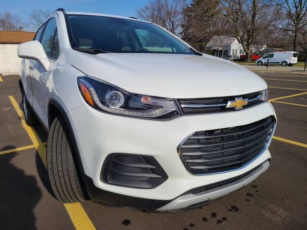 2019 Chevrolet Trax LT - - by dealer - vehicle for sale in redford, MI – photo 7