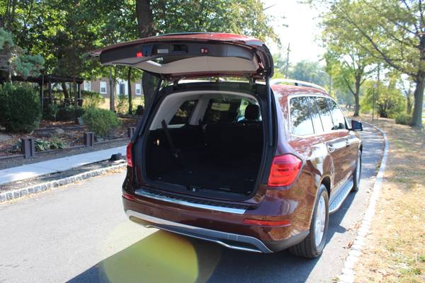 2015 Mercedes-Benz GL-Class 4MATIC 4dr GL450 ONE OWNER PREMIUM PACKAGE for sale in Great Neck, NY – photo 13