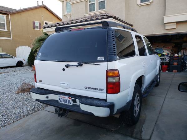 2003 Chevy Tahoe Z71 4X4, Low miles, Loaded! - cars & trucks - by... for sale in Victorville , CA – photo 2