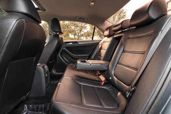 2014 *Volkswagen* *Jetta Sedan* *4dr DSG TDI w/Premium/ for sale in Oak Forest, IL – photo 15
