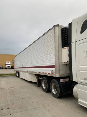 2014 Freightliner Cascadia - cars & trucks - by owner - vehicle... for sale in Bartlett, IL – photo 16