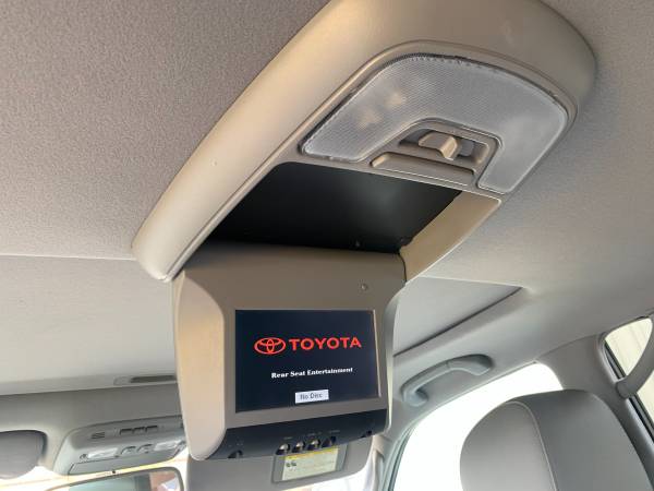 2007 Toyota Land Cruiser Navigation BackUp Camera Entertainment for sale in Jeffersonville, KY – photo 16