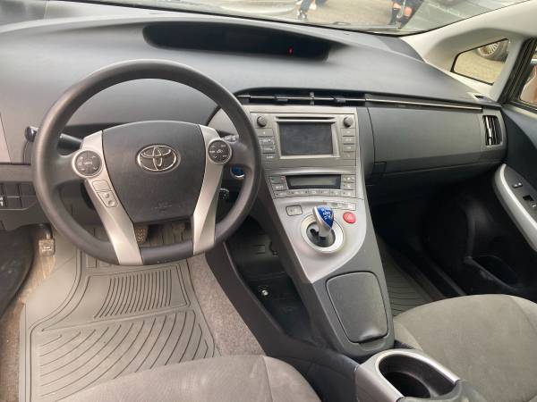 2012 Toyota Prius - - by dealer - vehicle automotive for sale in Waterbury, CT – photo 10