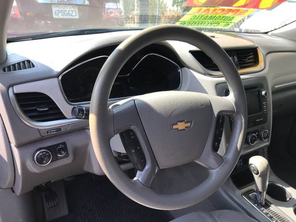 2014 CHEVY TRAVERSE> 3RD ROW SEAT> V6>CALL 24HR - cars & trucks - by... for sale in BLOOMINGTON, CA – photo 10