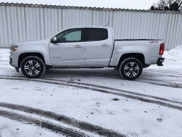 2018 Chevrolet Colorado Work Truck Crew Cab 4WD Long Box - cars & for sale in Middleton, WI – photo 4