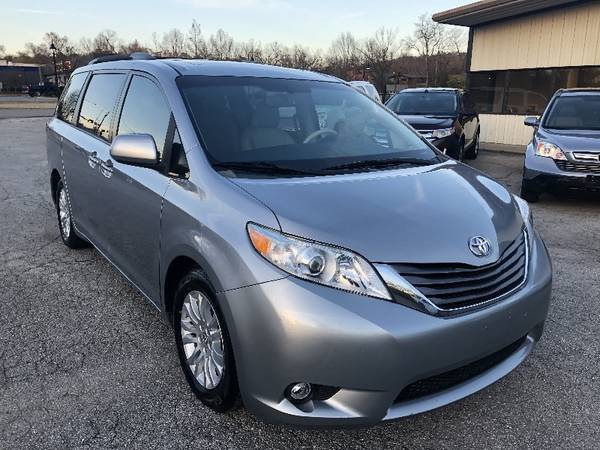 2011 Toyota Sienna XLE 8-Pass V6 - cars & trucks - by dealer -... for sale in Fayetteville, MO – photo 2