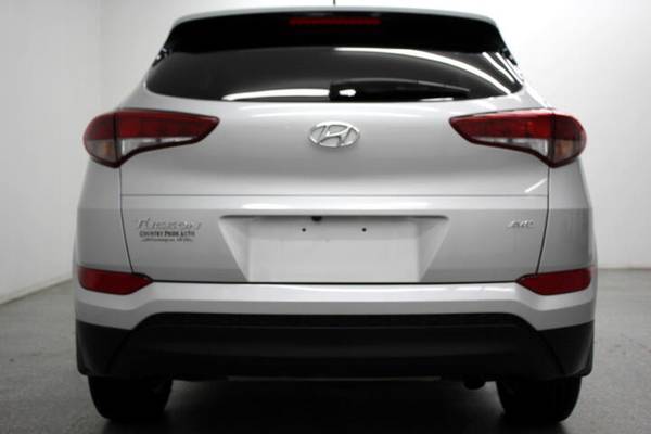 2017 Hyundai Tucson SE AWD hatchback Silver - cars & trucks - by... for sale in Farmington, AR – photo 8