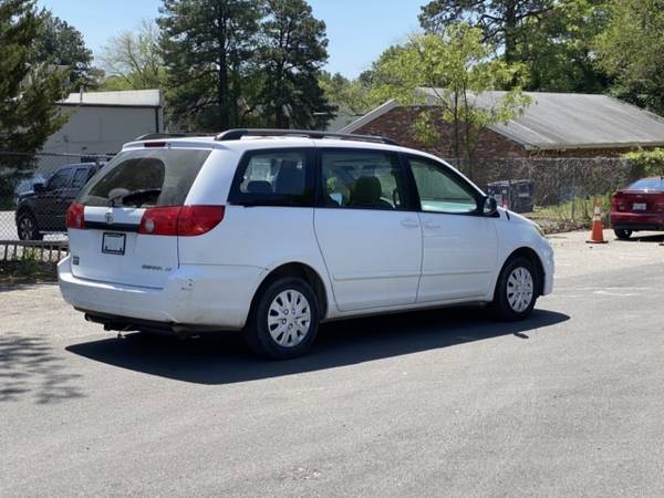 2009 Toyota Sienna CE - - by dealer - vehicle for sale in Richmond , VA – photo 7