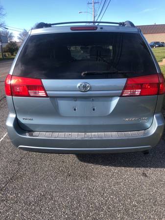 Toyota Sienna AWD 2005 - cars & trucks - by owner - vehicle... for sale in NE Philadelphia, PA – photo 11