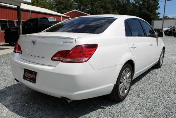 2006 Toyota Avalon 4dr Sdn Limited with Driver footrest for sale in Wilmington, NC – photo 7