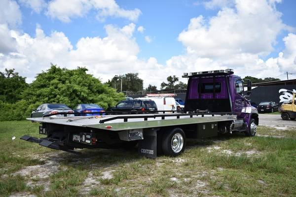 2015 Hino 268A 4X2 2dr Regular Cab 212 in. WB Chassis - cars &... for sale in Miami, WI – photo 13