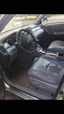 2006 Toyota Highlander - cars & trucks - by owner - vehicle... for sale in Santa Maria, CA – photo 3