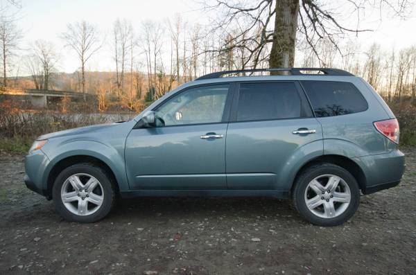 2010 Subaru Forester 2.5X Premium - cars & trucks - by owner -... for sale in Monroe, WA – photo 4