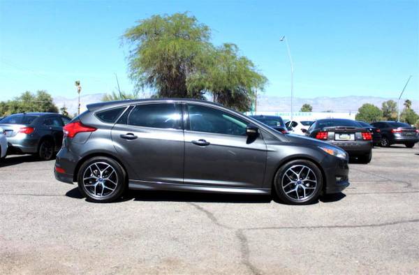 2015 Ford Focus SE Hatch - cars & trucks - by dealer - vehicle... for sale in Tucson, AZ – photo 21