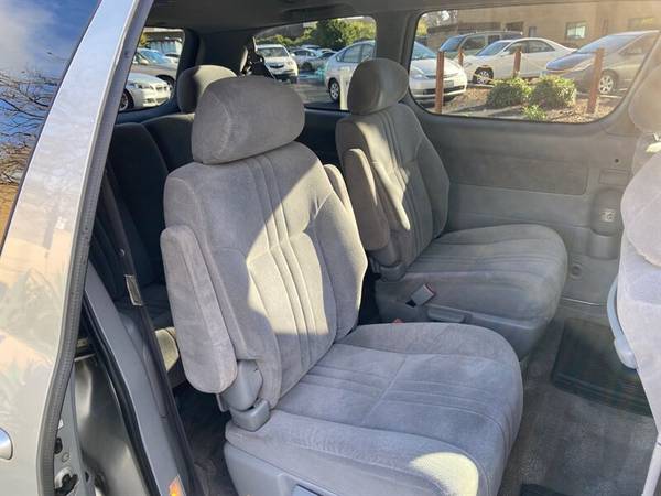 2002 Toyota Sienna - Full Roof Rack/Third Row - - by for sale in San Luis Obispo, CA – photo 3
