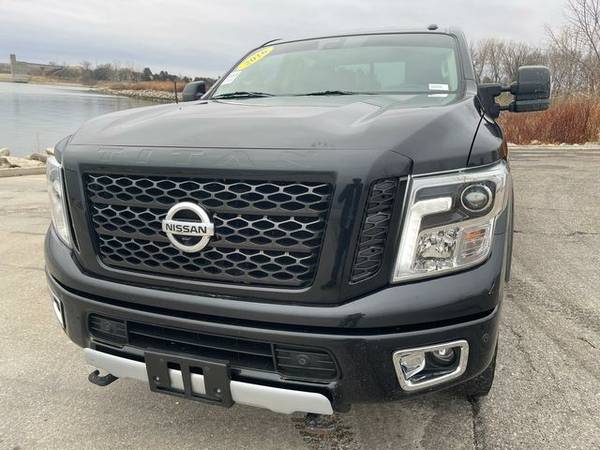 2016 Nissan TITAN XD Crew Cab - Financing Available! - cars & trucks... for sale in Junction City, KS – photo 13