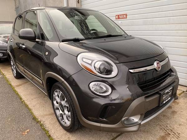 2017 FIAT 500L Trekking Hatchback Leather Heated Seats - cars &... for sale in Portland, OR – photo 3