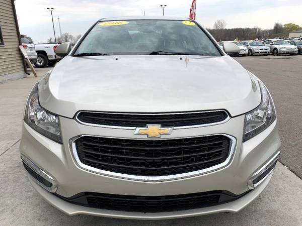 2016 Chevrolet Cruze Limited 4dr Sdn Auto LT w/1LT for sale in Chesaning, MI – photo 2