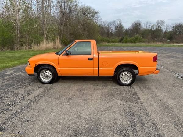 2001 GMC Sonoma SL - - by dealer - vehicle automotive for sale in Grand Blanc, MI – photo 8